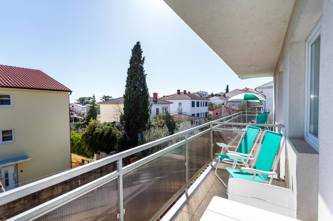 Golden Island Apartments Krk Town Eksteriør bilde